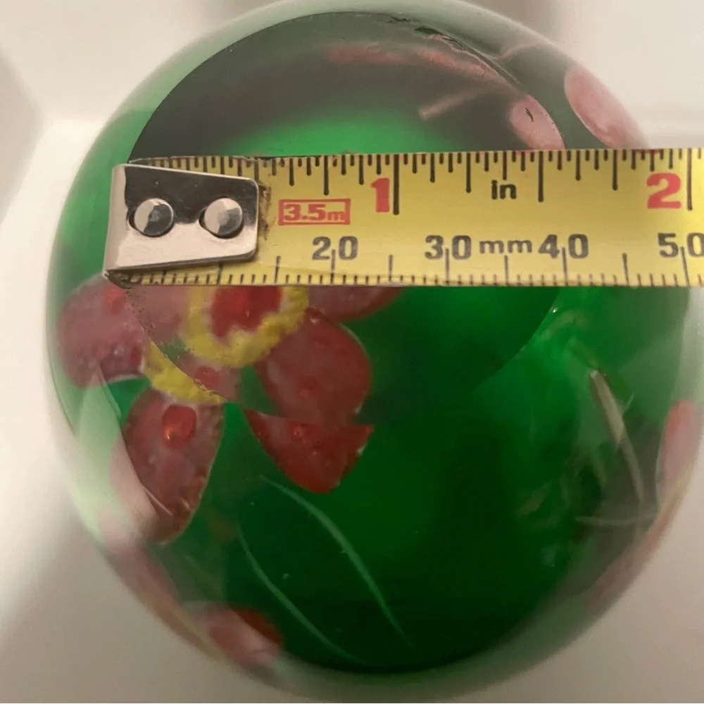 Vintage MCM Murano Emerald Green Glass Vase with Pink Flowers, Sommerso - Picture 9 of 9